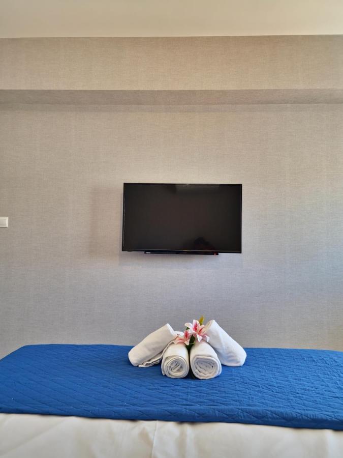 Carisa Deluxe Apartment With Jacuzzi Larnaka Exterior foto
