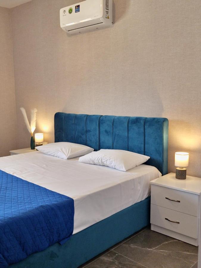 Carisa Deluxe Apartment With Jacuzzi Larnaka Exterior foto